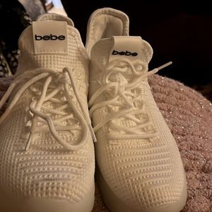 Hi. I’m selling these adorable Bebe shoes! They are Nw/o tag!! Size 6.5